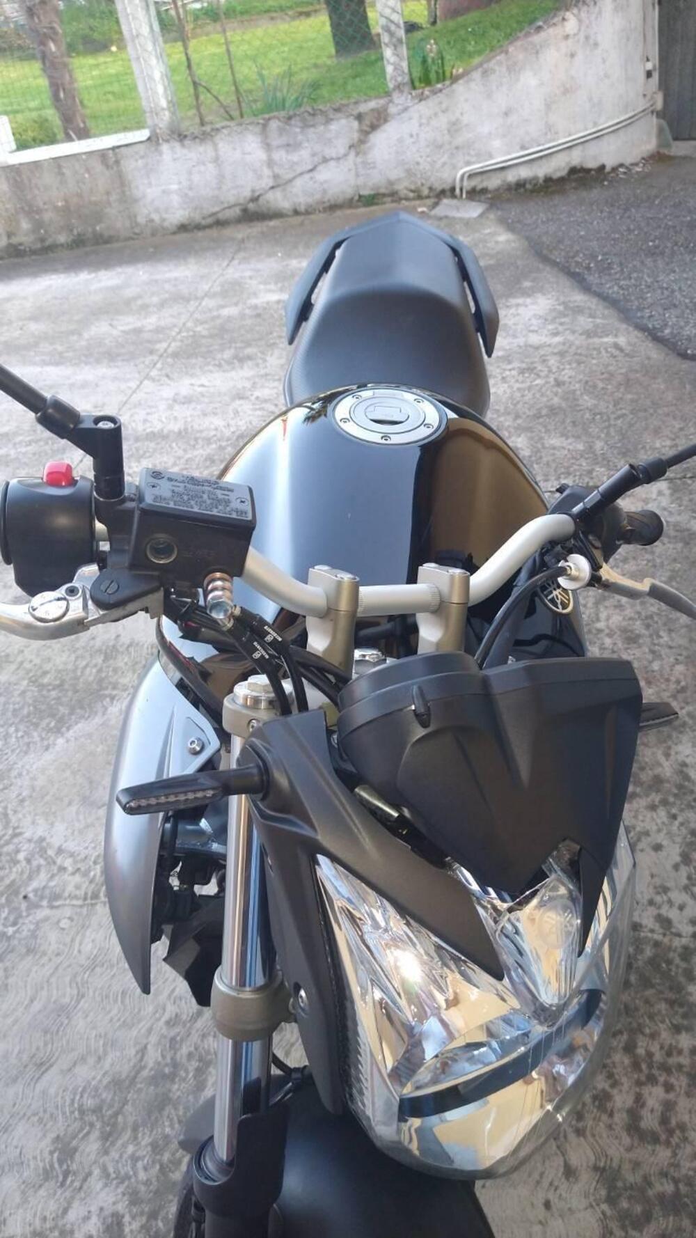 Yamaha XJ6 (2008 - 15) (4)
