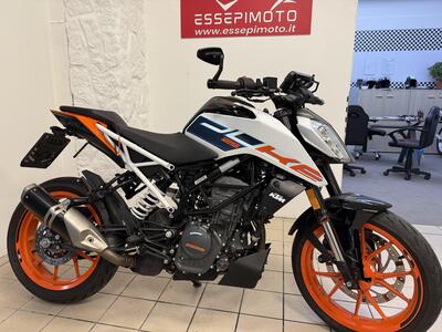 KTM 125 Duke (2024 - 25) usata