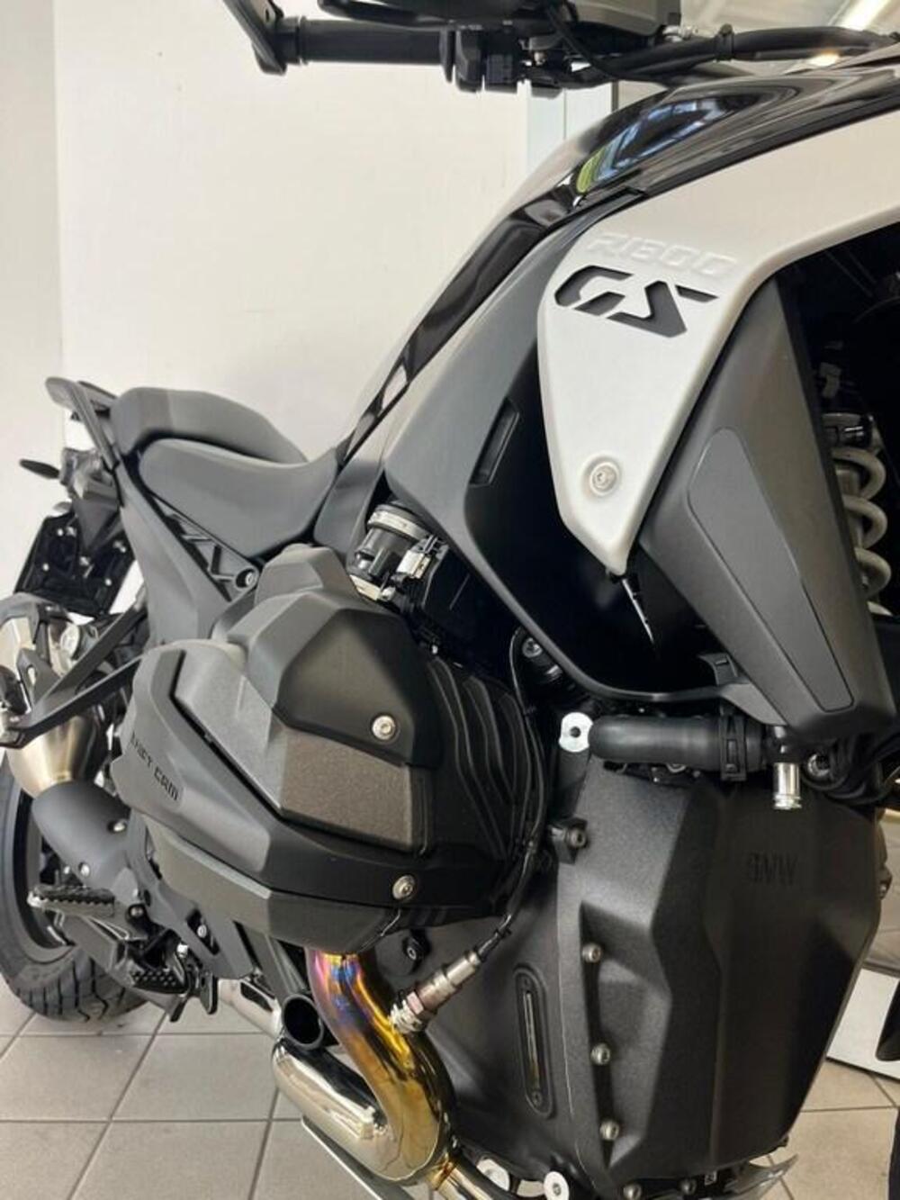 Bmw R 1300 GS Adventure (2025 - 26) (7)