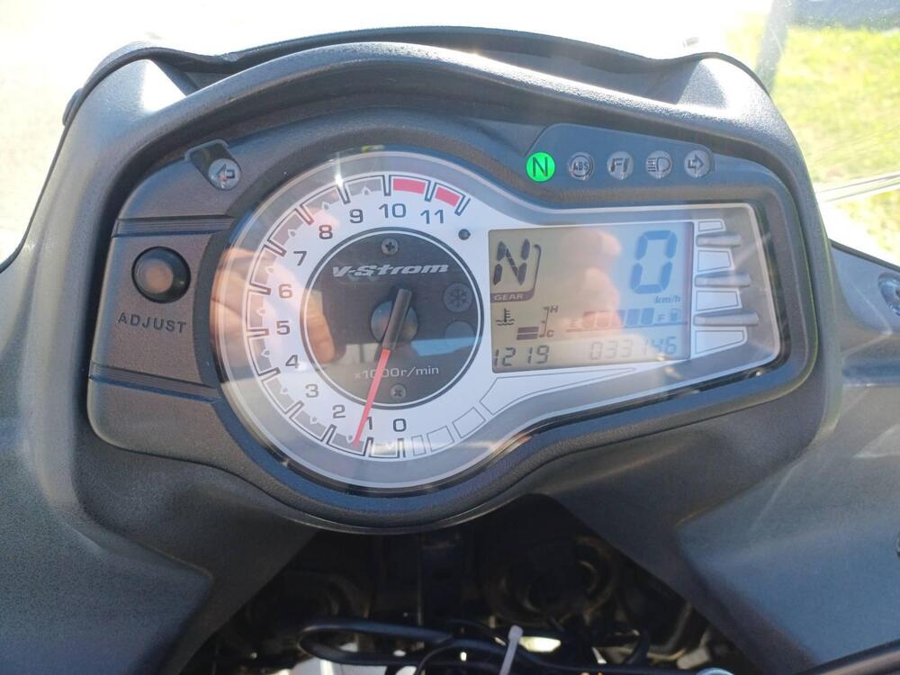 Suzuki V-Strom 650 ABS (2011 - 17) (2)