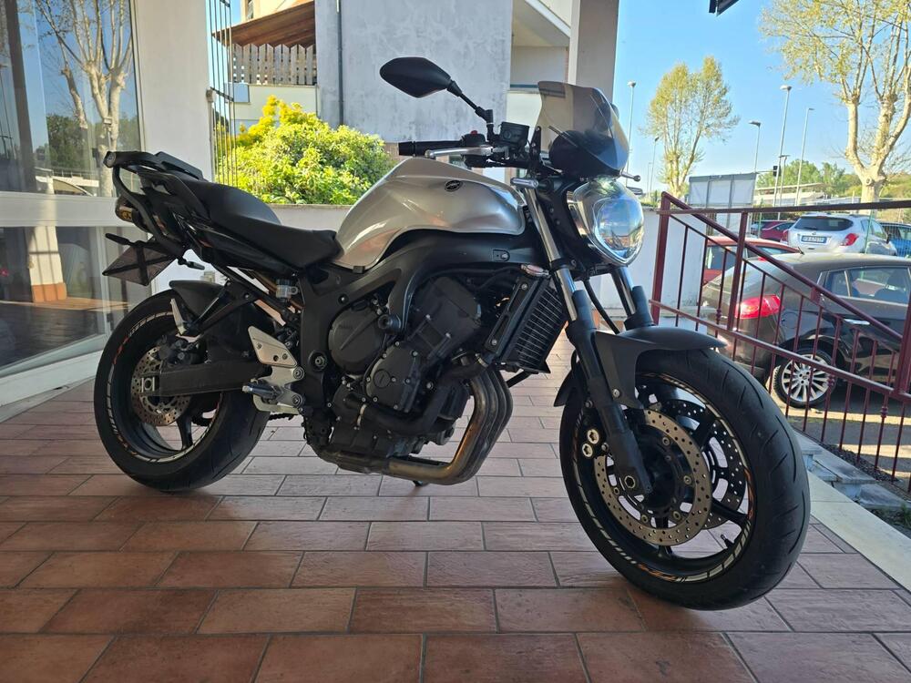 Yamaha FZ6 (2004 - 07) (3)