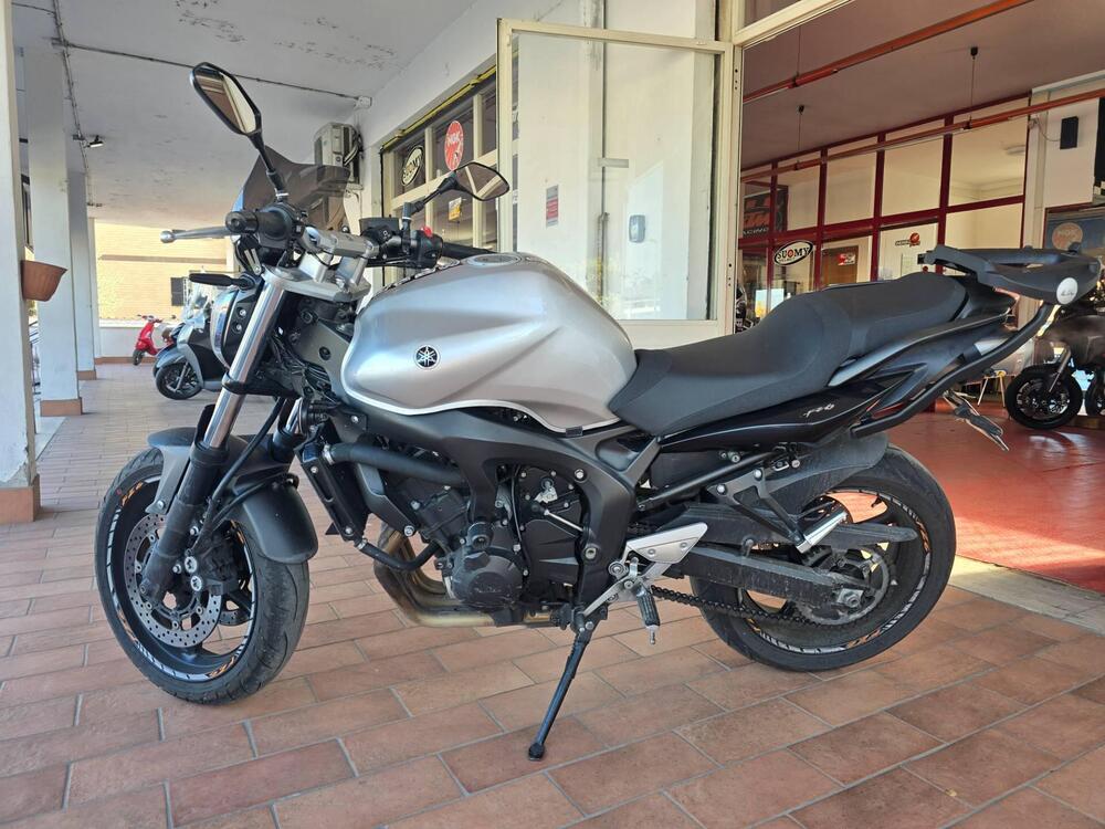 Yamaha FZ6 (2004 - 07) (2)