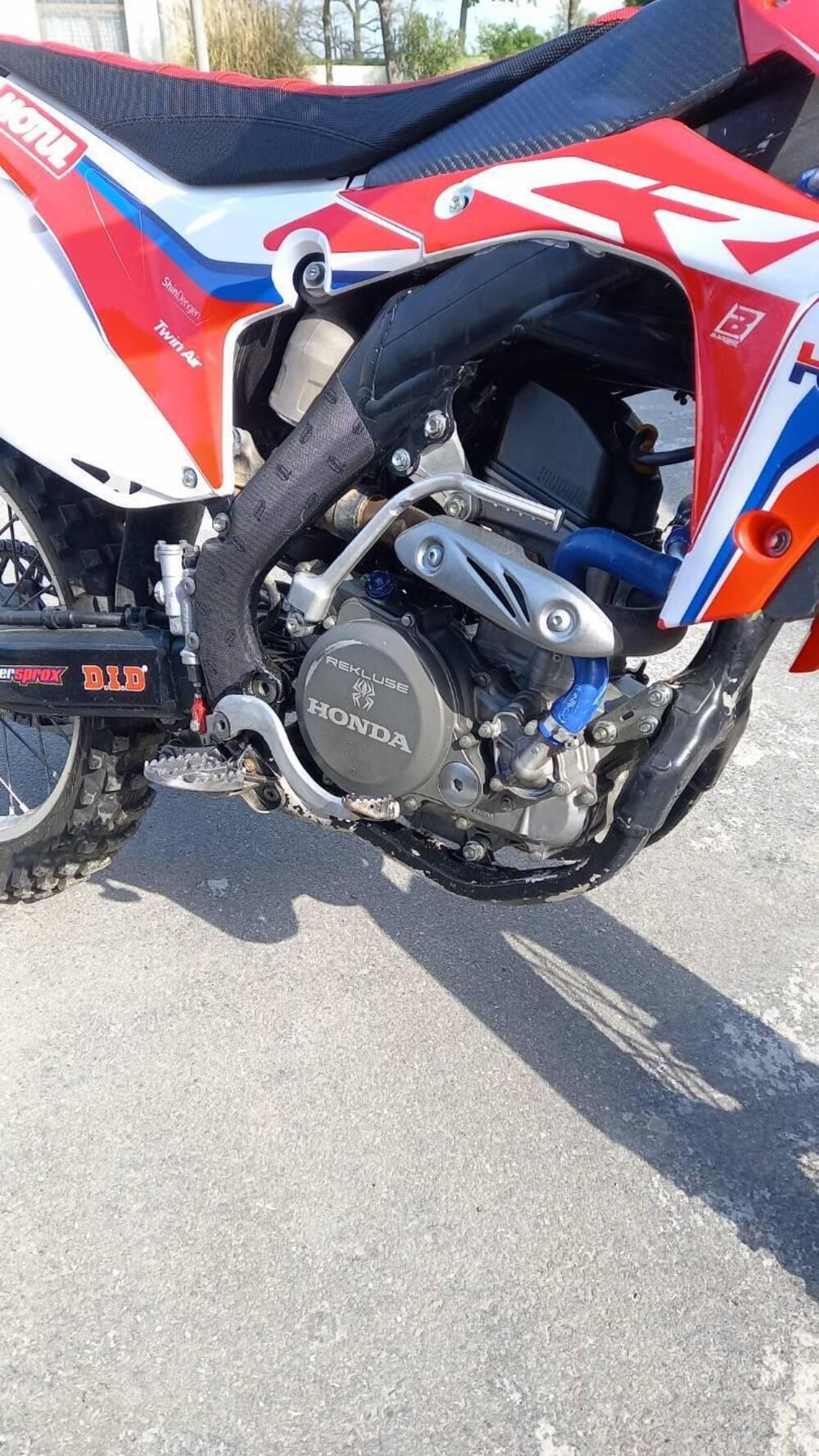 Honda CRF 250R (2017) (3)