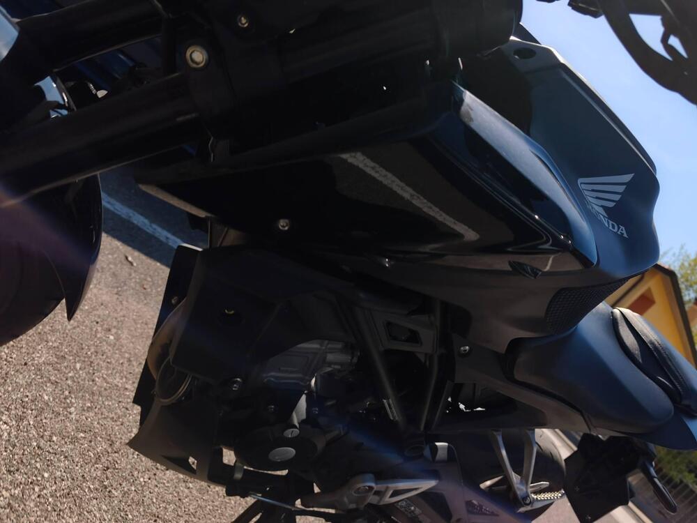 Honda CB 125 R (2024 - 26) (10)