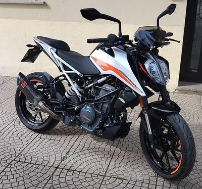 KTM 390 Duke (2021 - 23) usata