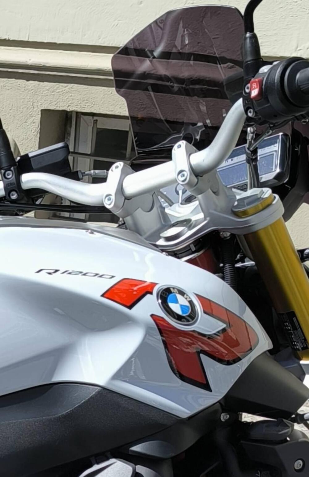 Bmw R 1200 R (2015 - 16) (10)