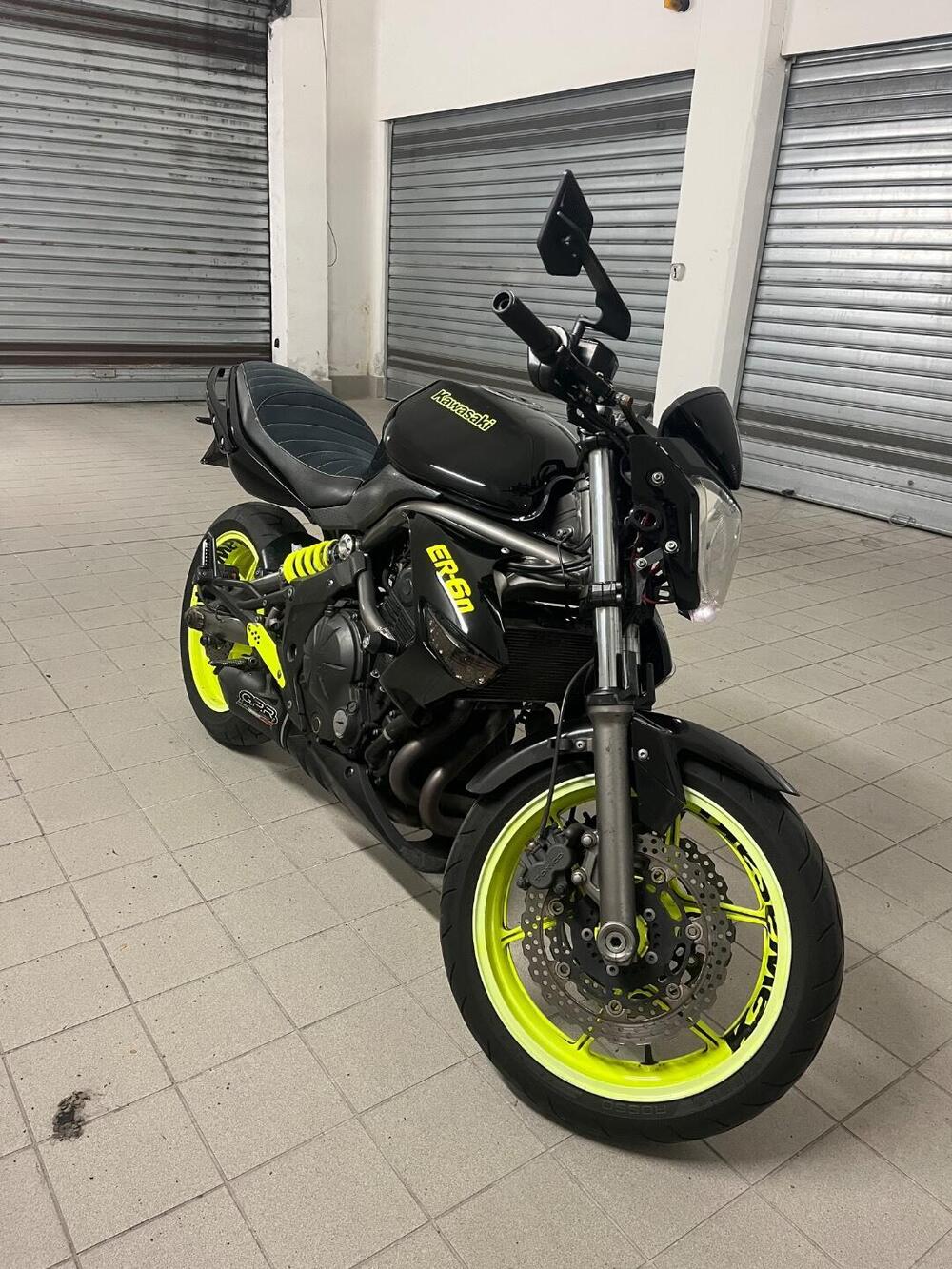 Kawasaki ER-6N (2006 - 09) (3)