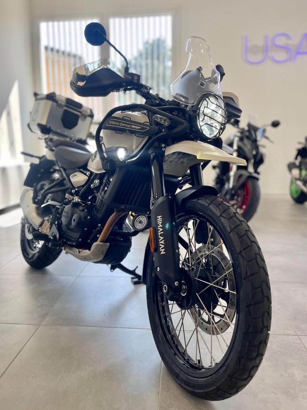 Royal Enfield Himalayan 450 (2024 - 26) (2)