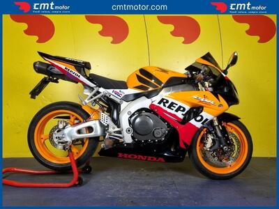 Honda CBR 1000 RR Fireblade (2006 - 07) usata