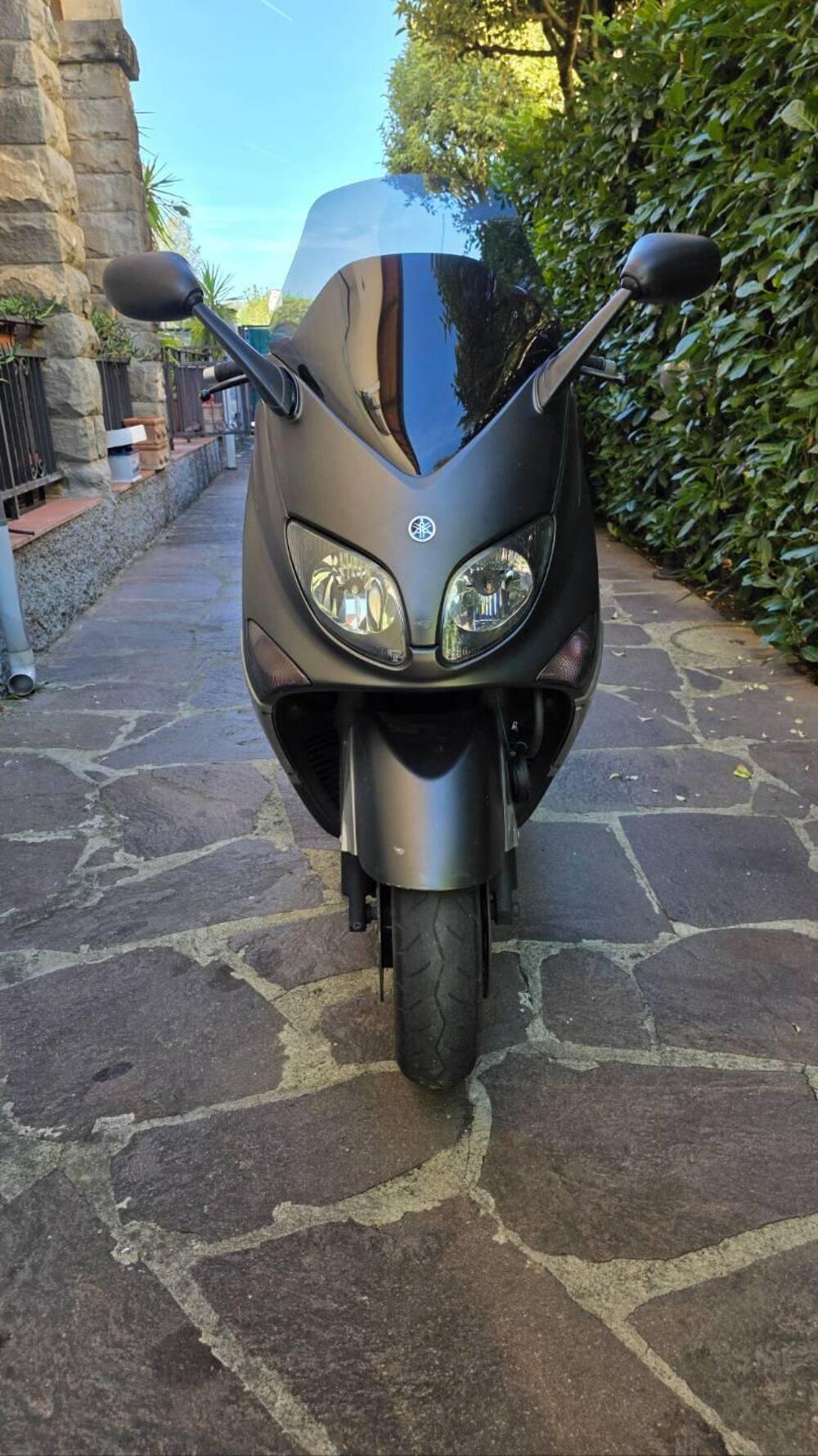 Yamaha T-Max 500 (2004 - 07) (5)
