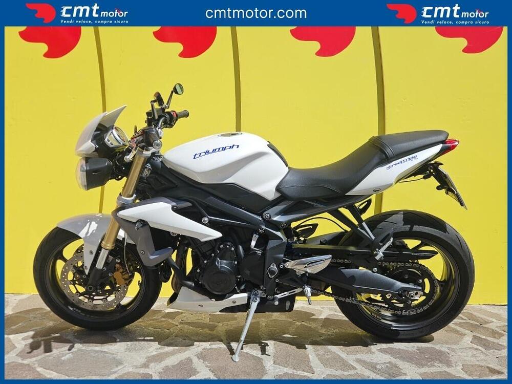 Triumph Street Triple (2013) (3)