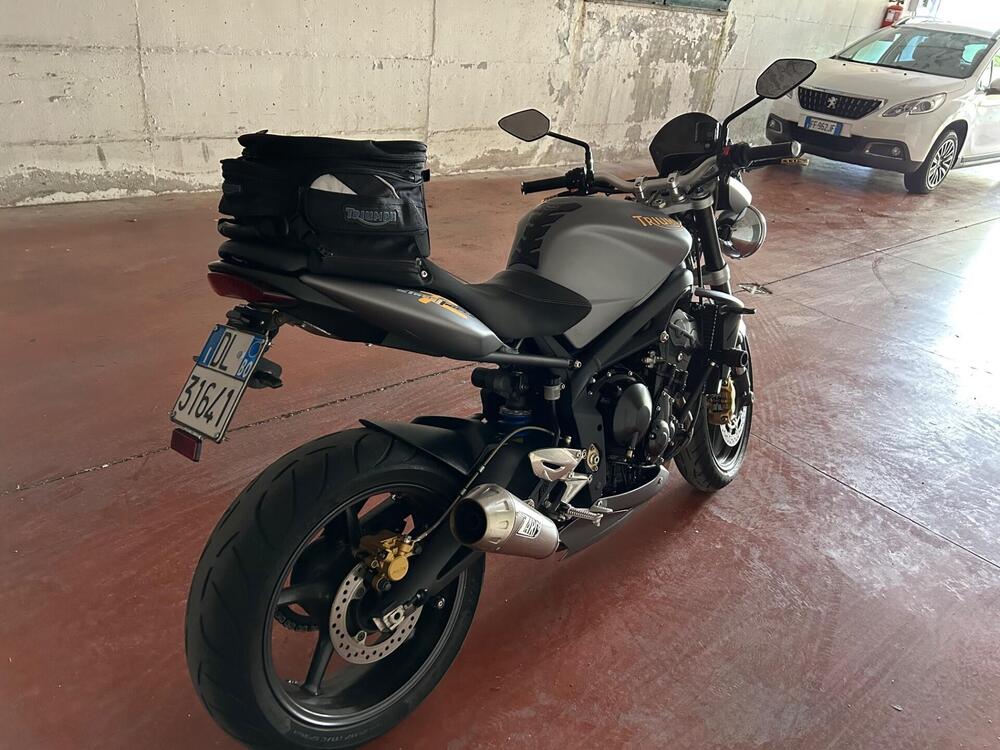 Triumph Street Triple R (2009 - 12) (3)