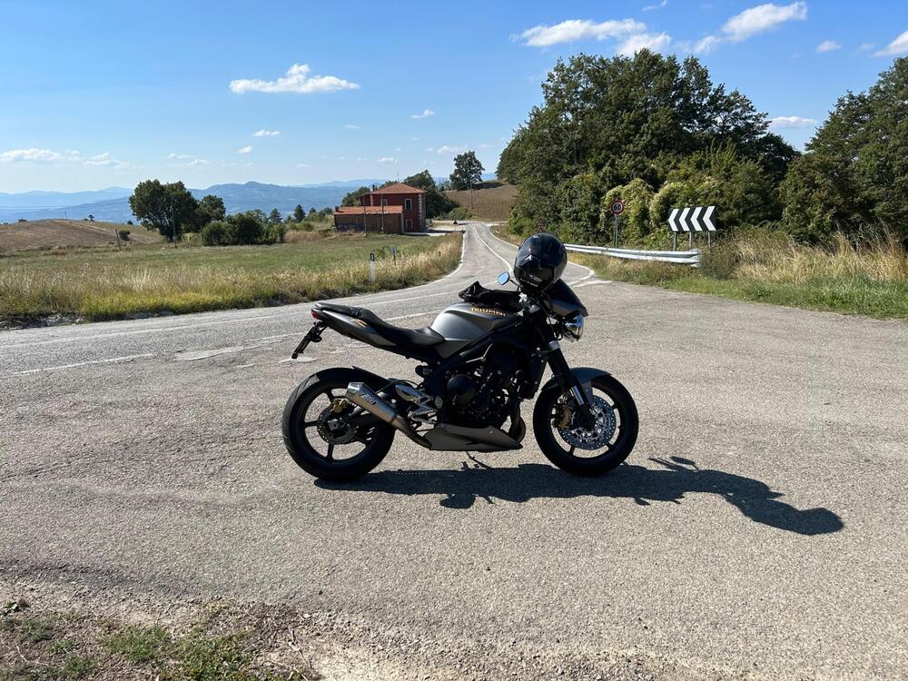 Triumph Street Triple R (2009 - 12) (4)