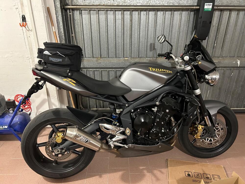 Triumph Street Triple R (2009 - 12) (5)