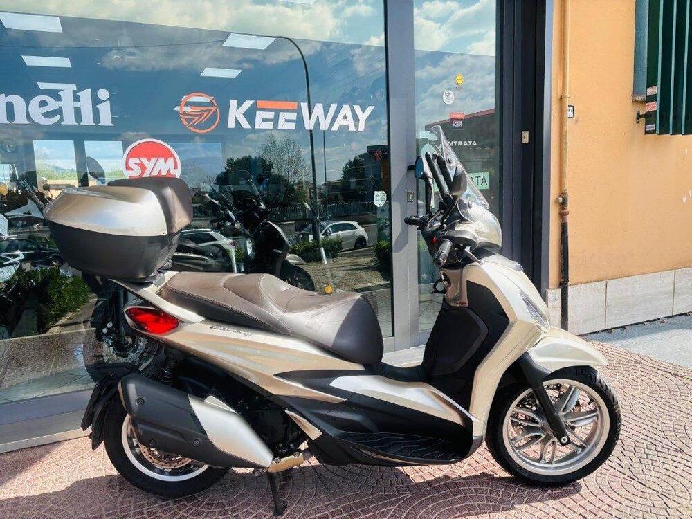 Piaggio Beverly 400 ABS-ASR (2021 - 24) (5)