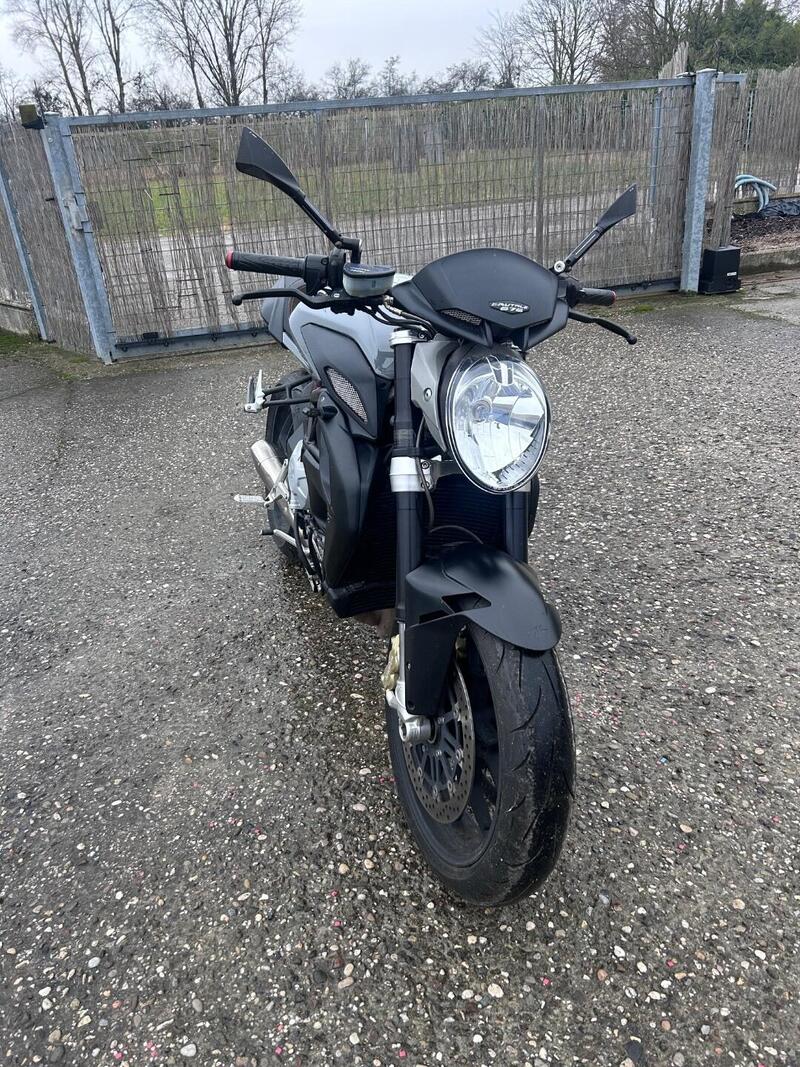 MV Agusta Brutale 675 EAS ABS (2011 - 16) (3)