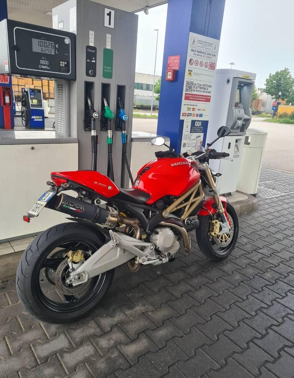Ducati Monster 696 (2008 - 13) (3)