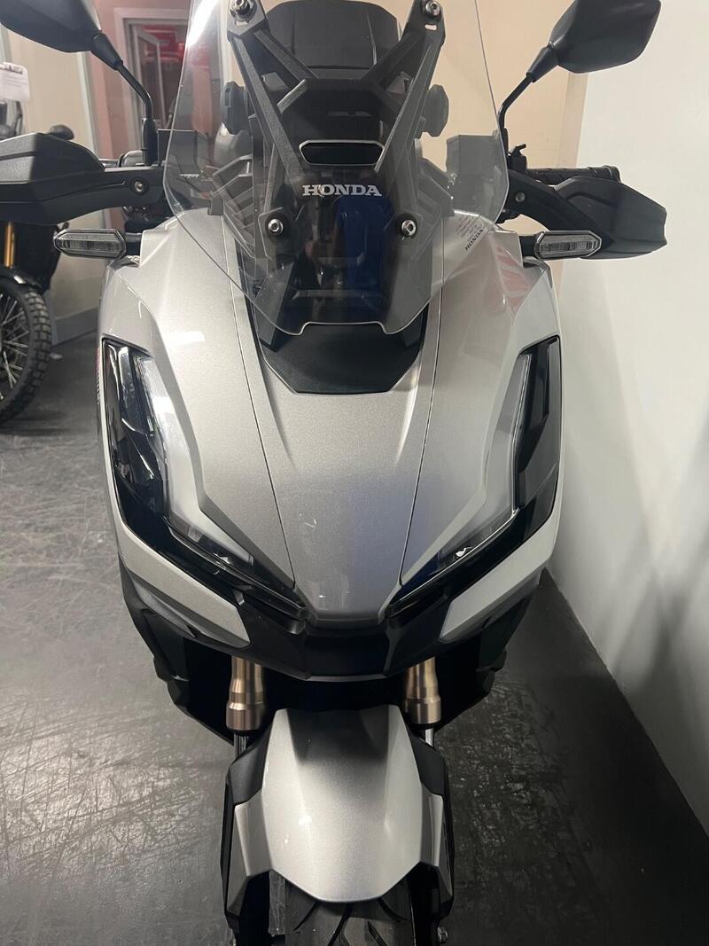 Honda ADV 350 (2022 - 24) (3)