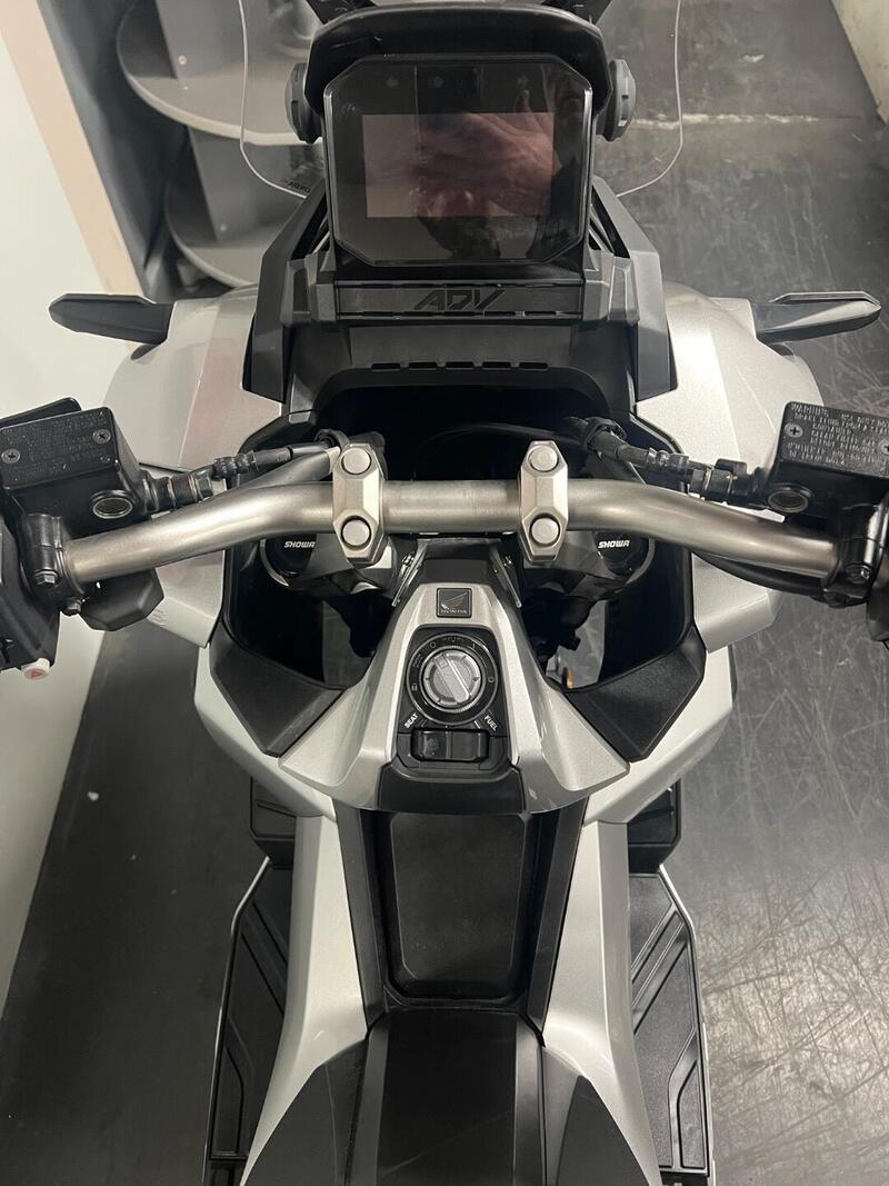 Honda ADV 350 (2022 - 24) (8)