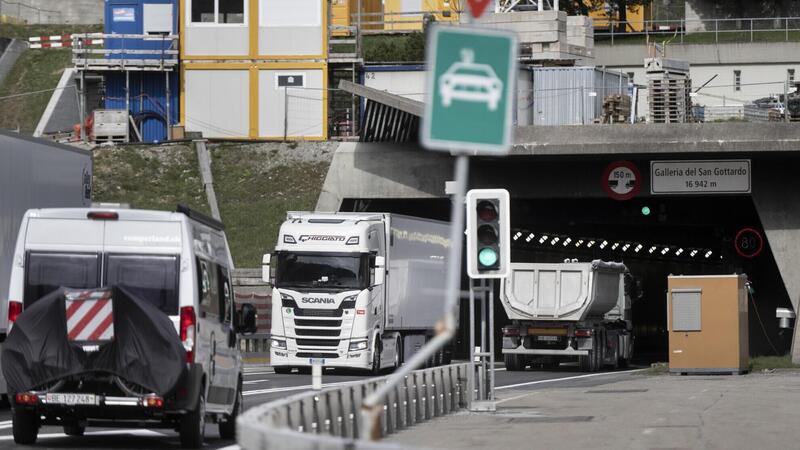 Svizzera, arriva la tassa per chi &ldquo;passa e basta&rdquo;: un nuovo motivo per cambiare itinerario?