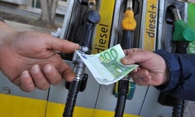 Gasolio oltre i 2 euro: perch&eacute; il vero rischio non &egrave; la benzina ma l&rsquo;effetto domino sull&rsquo;economia