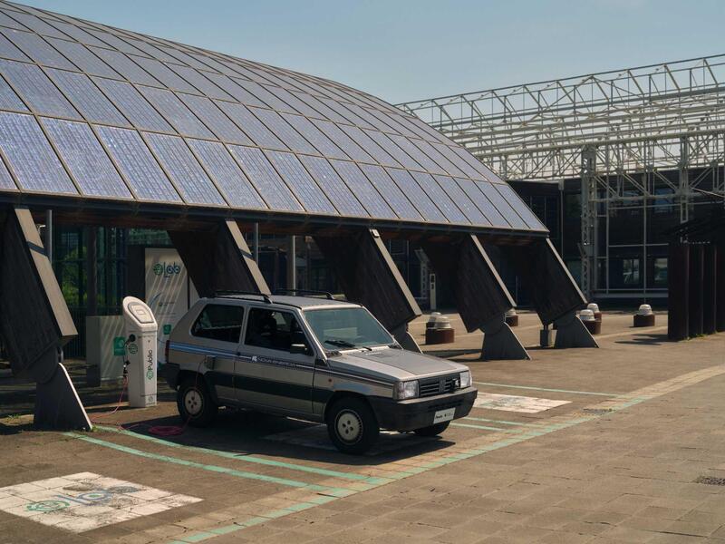 Fiat Panda NE in ricarica