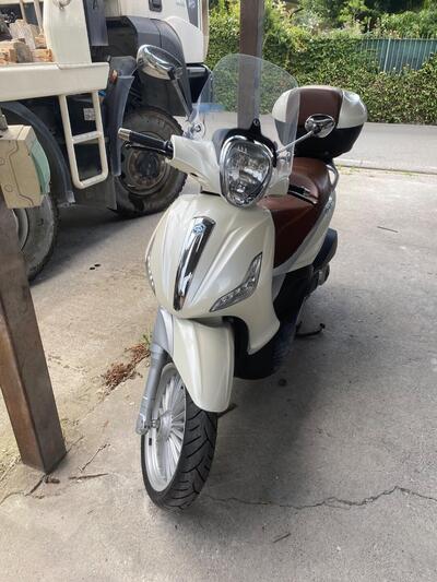 Piaggio Beverly 300 i.e. (2010 - 16) usata