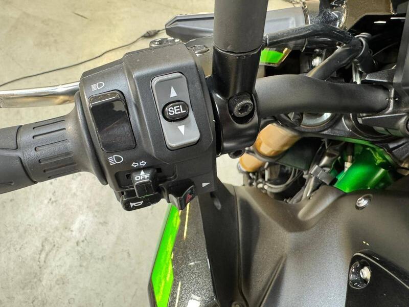 Kawasaki Z 900 (2021 - 24) (7)