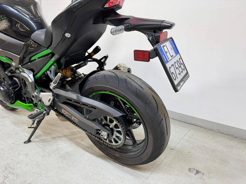 Kawasaki Z 900 (2021 - 24) (14)
