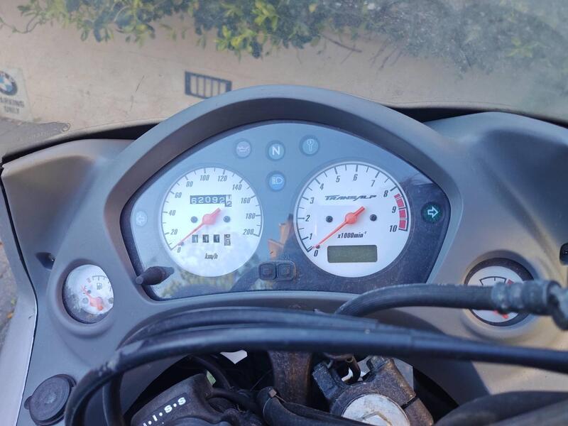 Honda Transalp XL 650V (2005 - 06) (4)