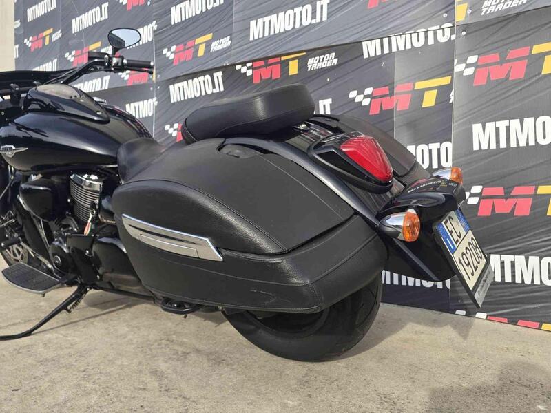 Suzuki Intruder C 1500 T (2013 - 16) (6)