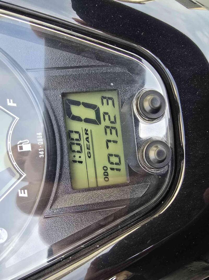 Suzuki Intruder C 1500 T (2013 - 16) (33)