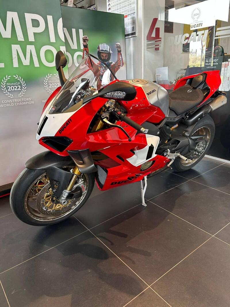 Ducati Panigale V4 R (2023 - 24) (4)
