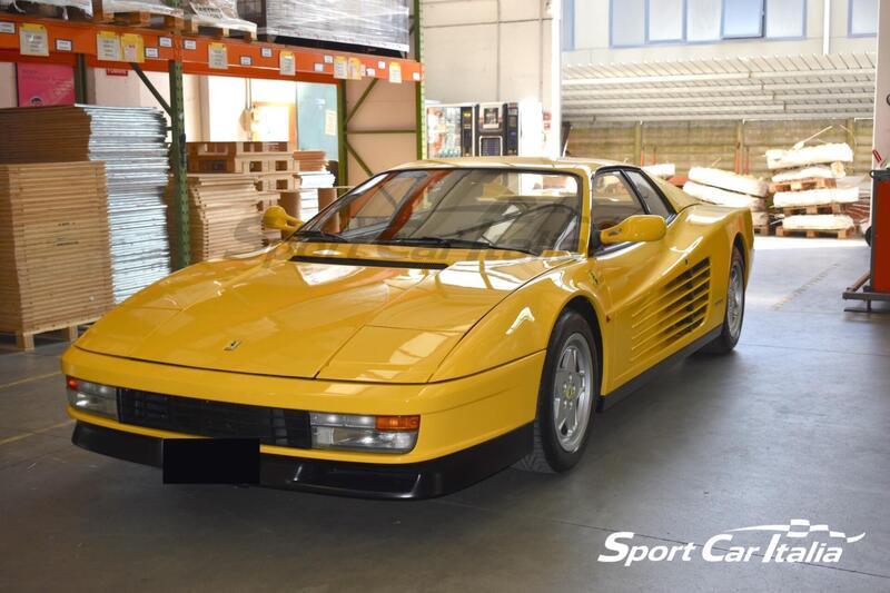 Ferrari Testarossa d'epoca a Ferrara (3)