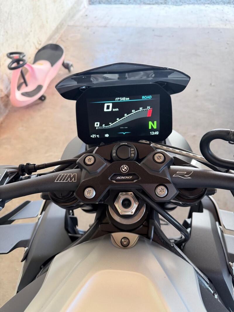 Bmw M 1000 R (2025 - 26) (4)