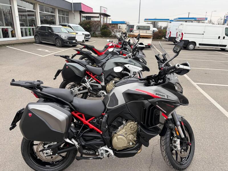 Ducati Multistrada V2 (2022 - 24) (10)