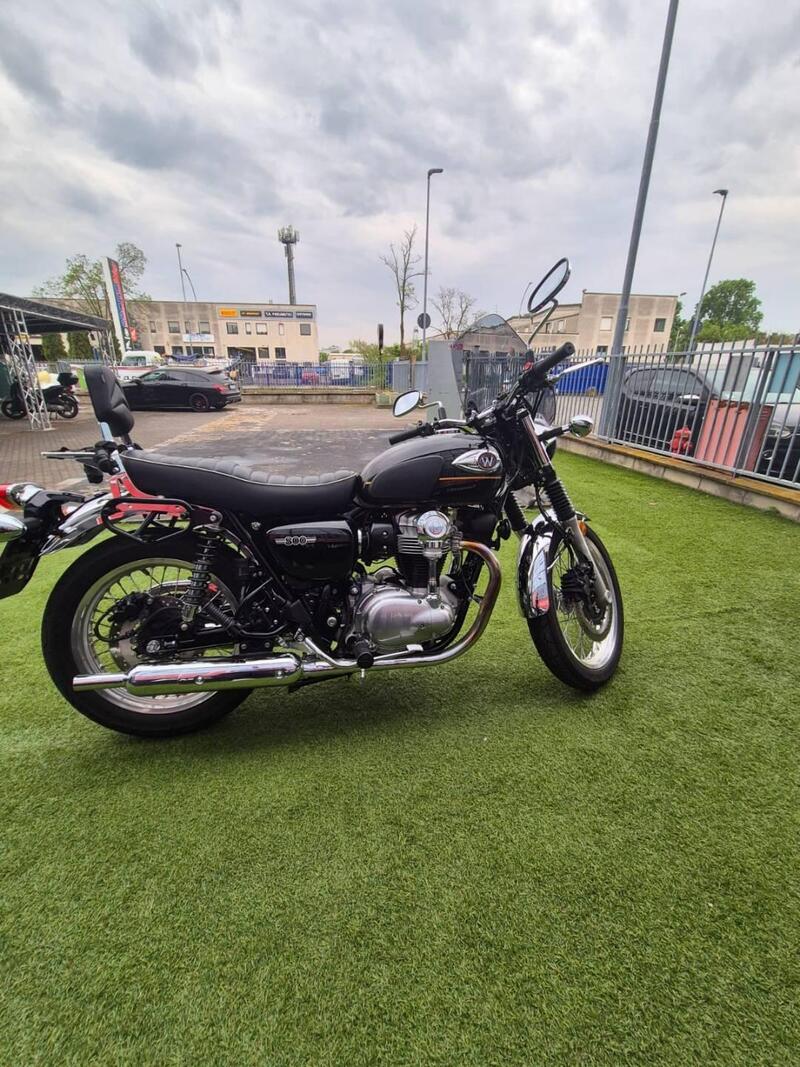 Kawasaki W 800 (2021 - 26) (5)