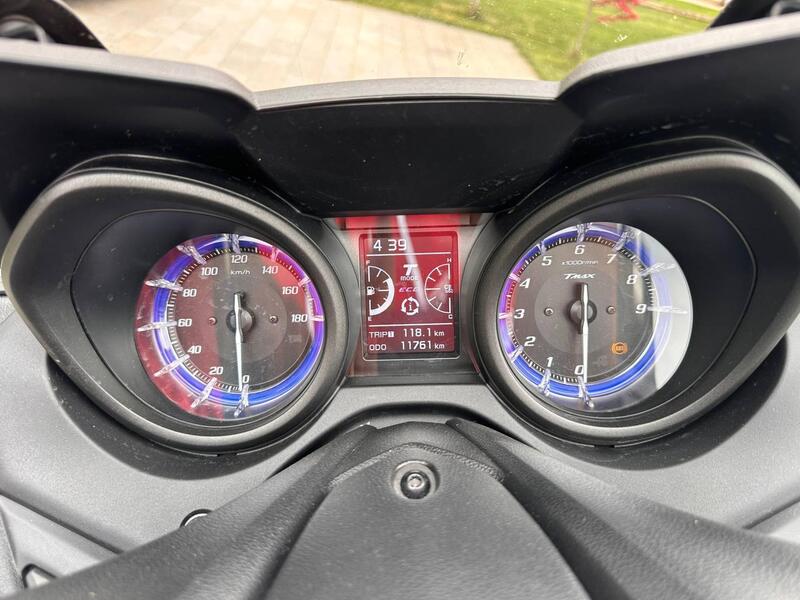 Yamaha T-Max 560 (2020 - 21) (3)