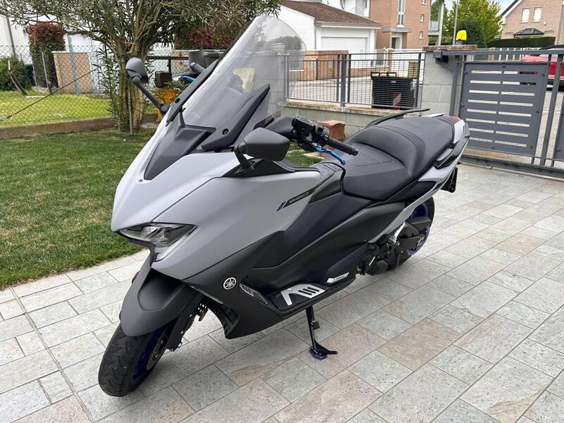 Yamaha T-Max 560 (2020 - 21) (5)