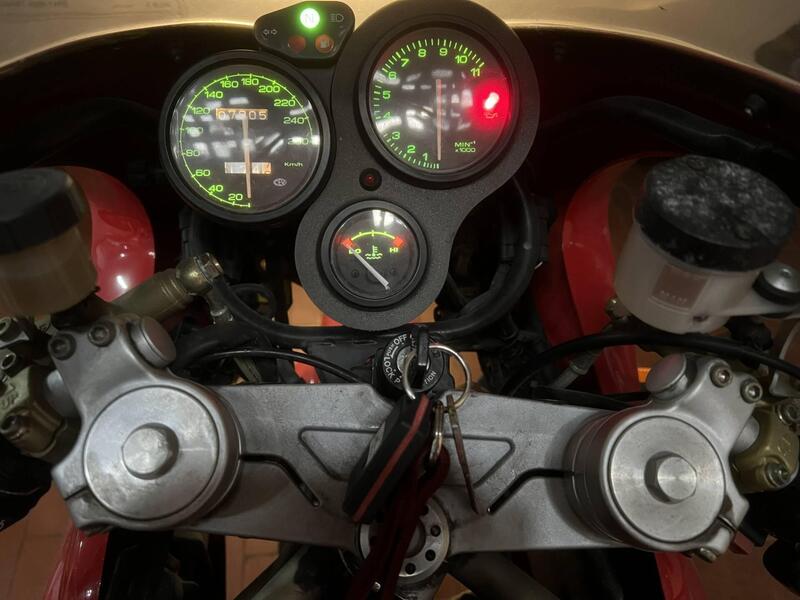 Ducati SuperSport 750 HF I.E.(1999 - 02) (2)