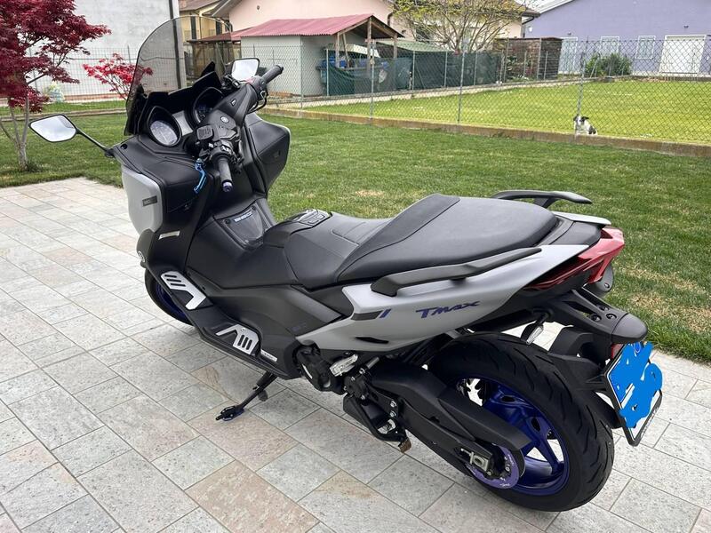 Yamaha T-Max 560 (2020 - 21) (6)