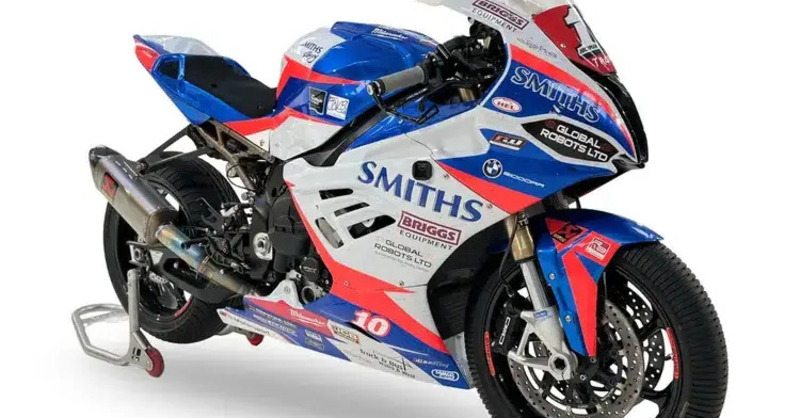 All'asta la BMW S1000 RR con cui Hickman domin&ograve; il TT 2019: stima fino a 44.000 euro