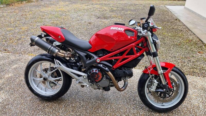 Ducati Monster 1100 (2009 -10)