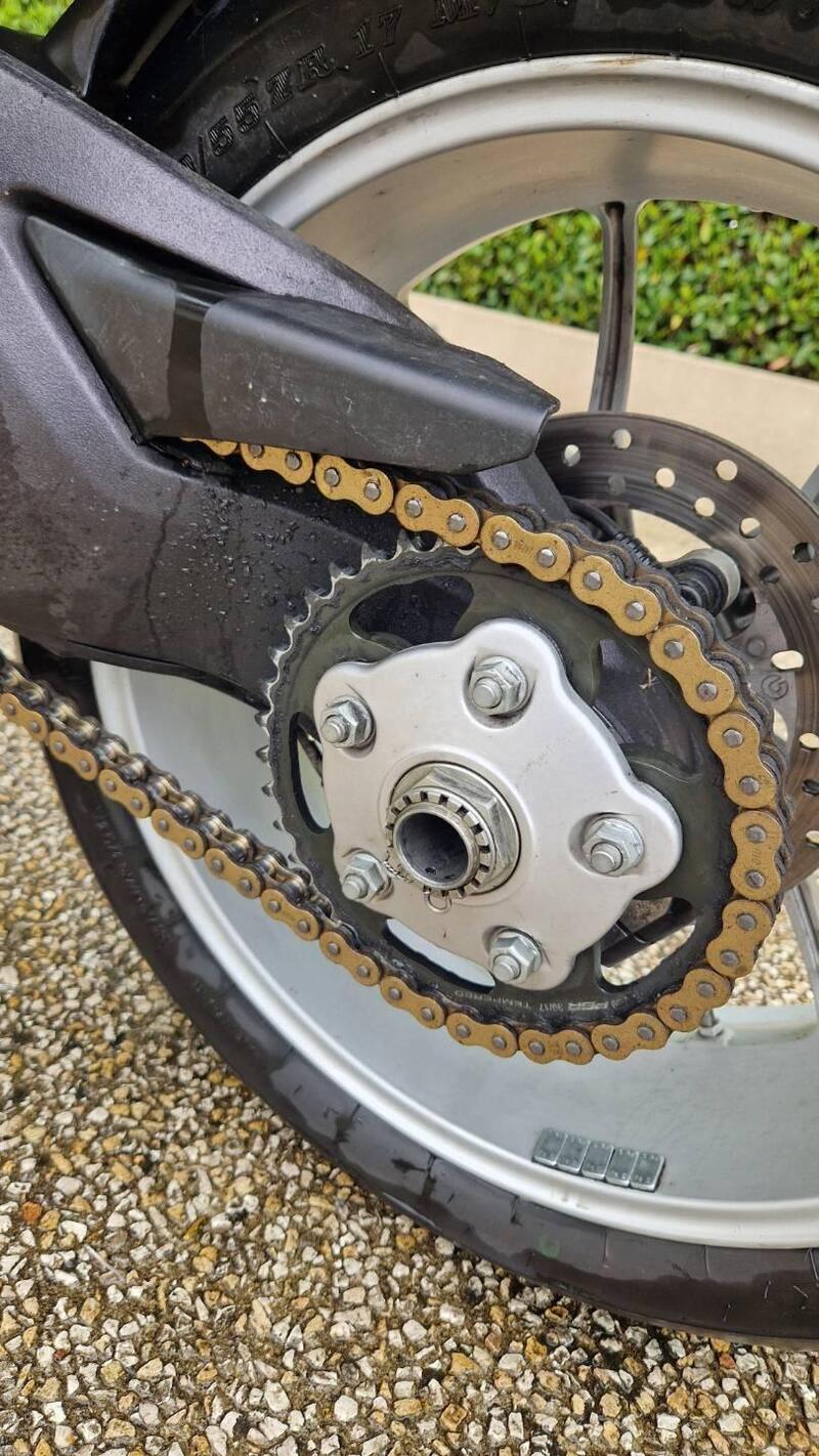 Ducati Monster 1100 (2009 -10) (9)