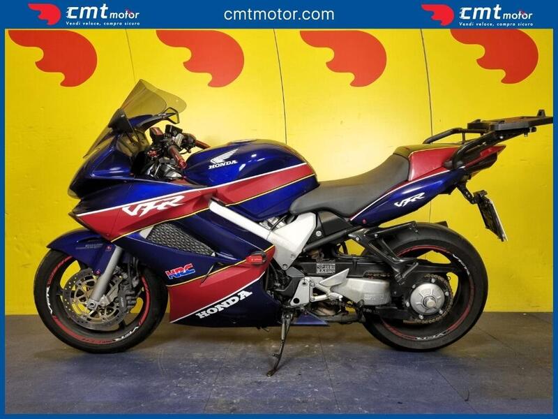 Honda VFR 800 (2002 - 05) (3)