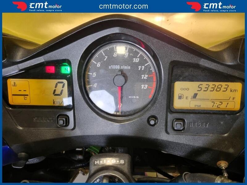 Honda VFR 800 (2002 - 05) (5)