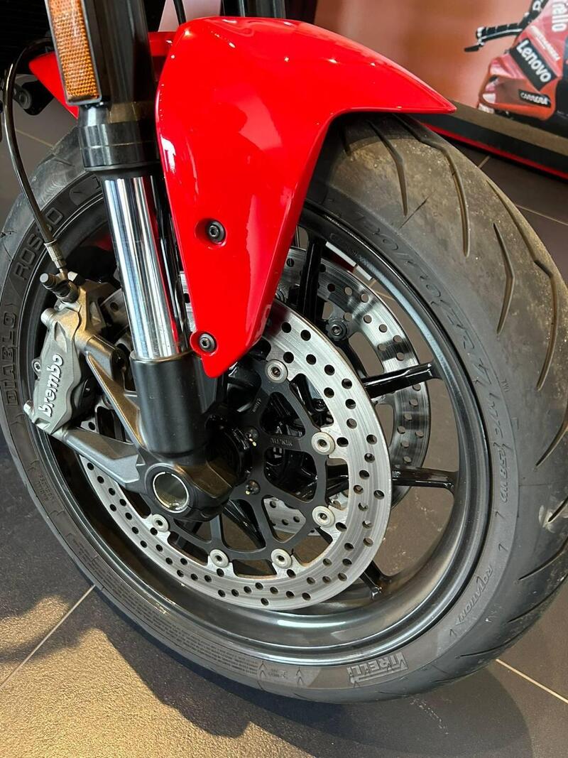 Ducati Monster 937 + (2021 - 25) (11)