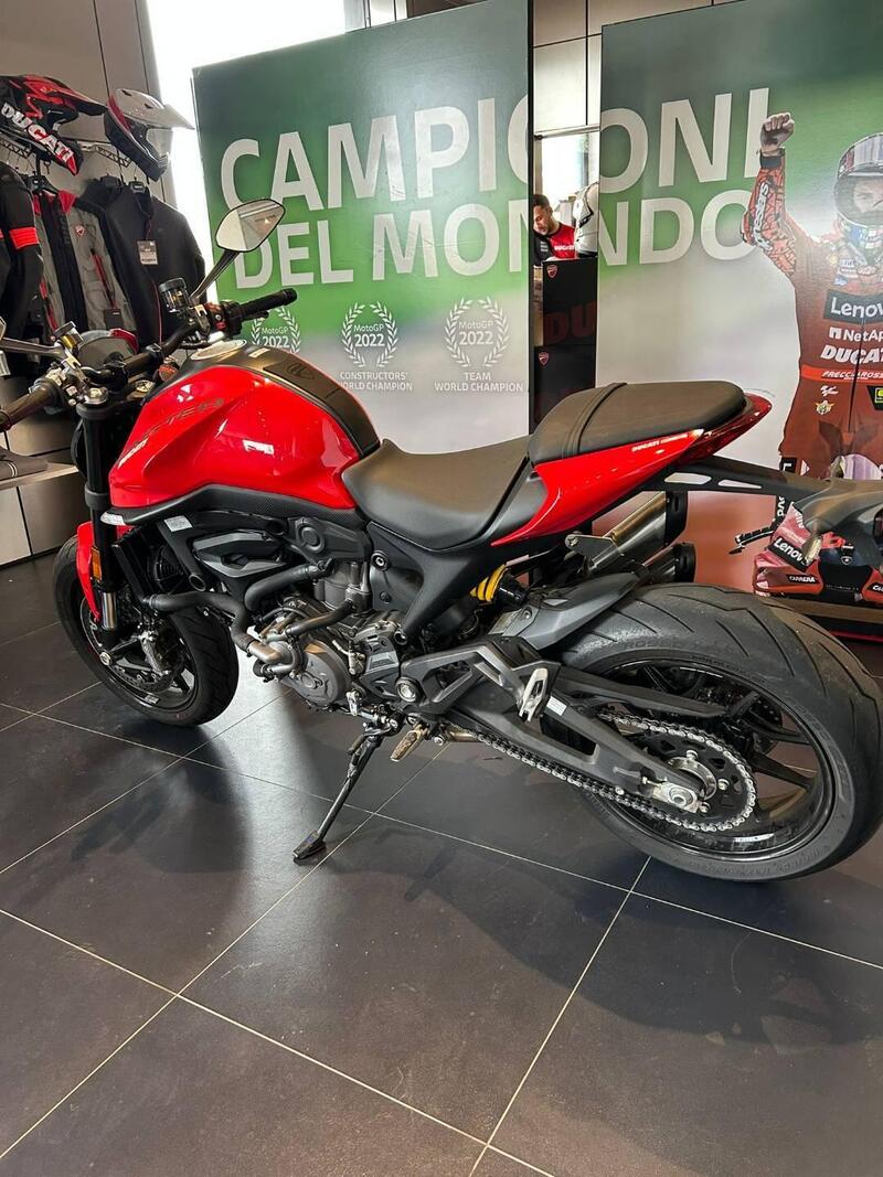 Ducati Monster 937 + (2021 - 25) (13)