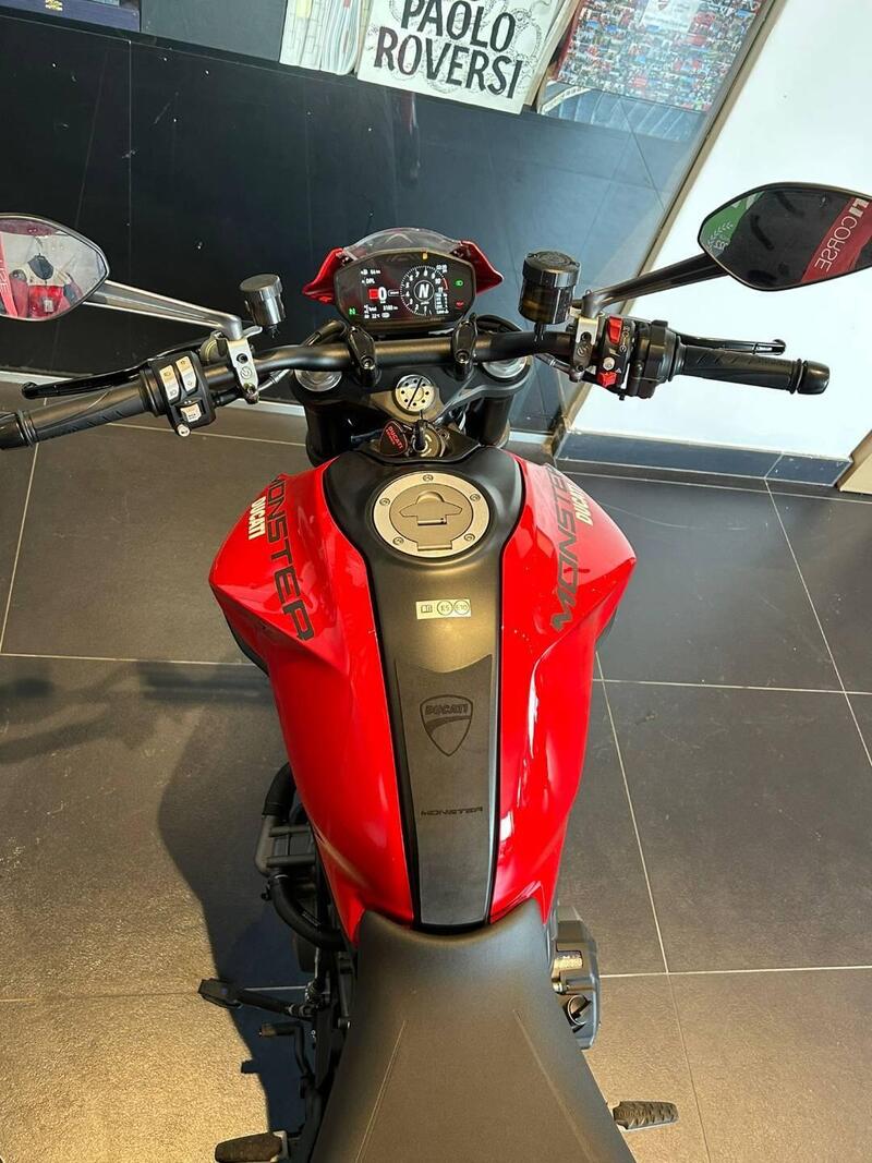 Ducati Monster 937 + (2021 - 25) (15)