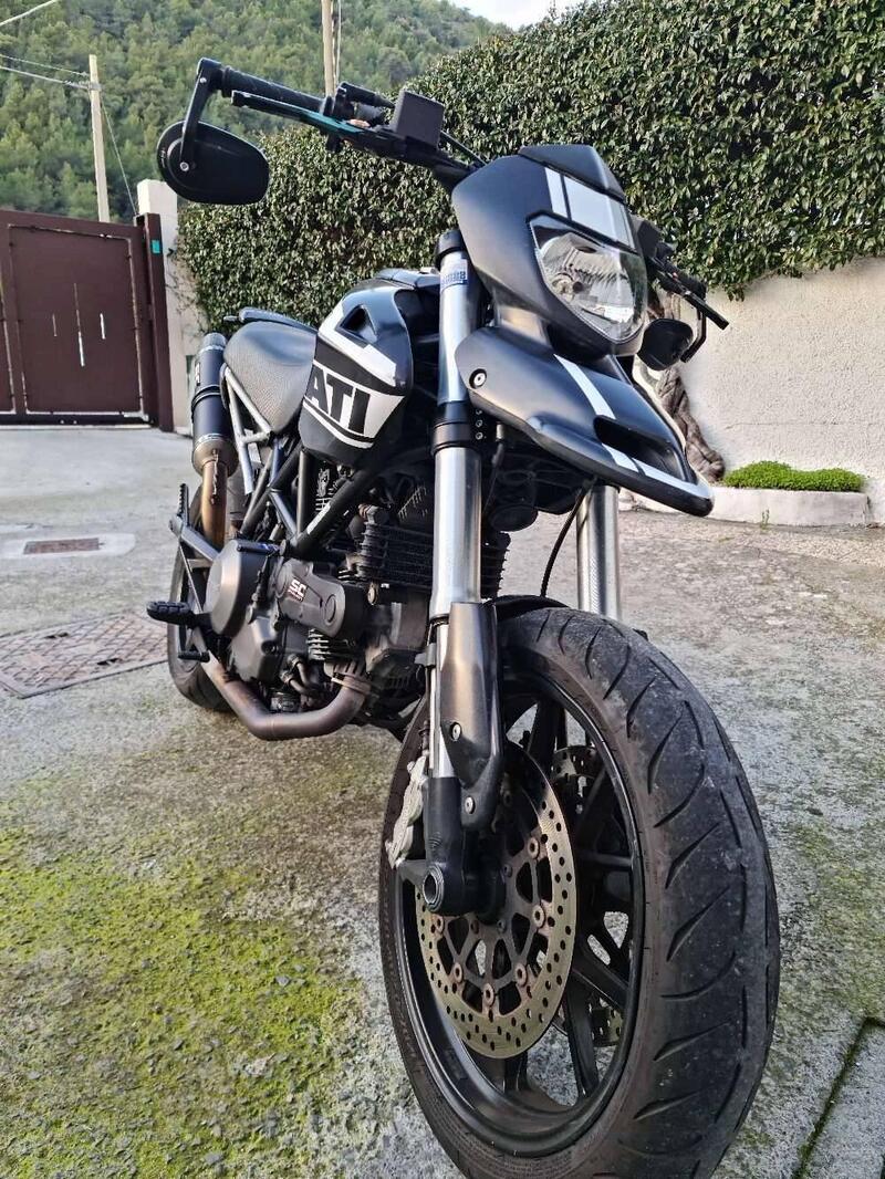 Ducati Hypermotard 796 (2012) (3)